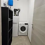 Apartma Ksenija 아파트 Crnice