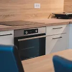 Apartma Ksenija 아파트 Crnice